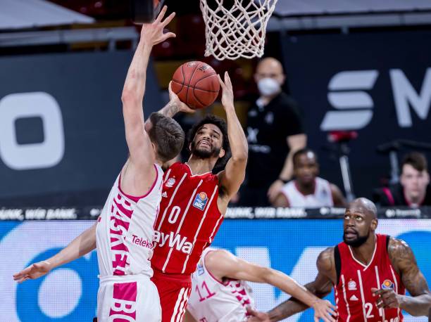 的比赛中维 的比赛中维